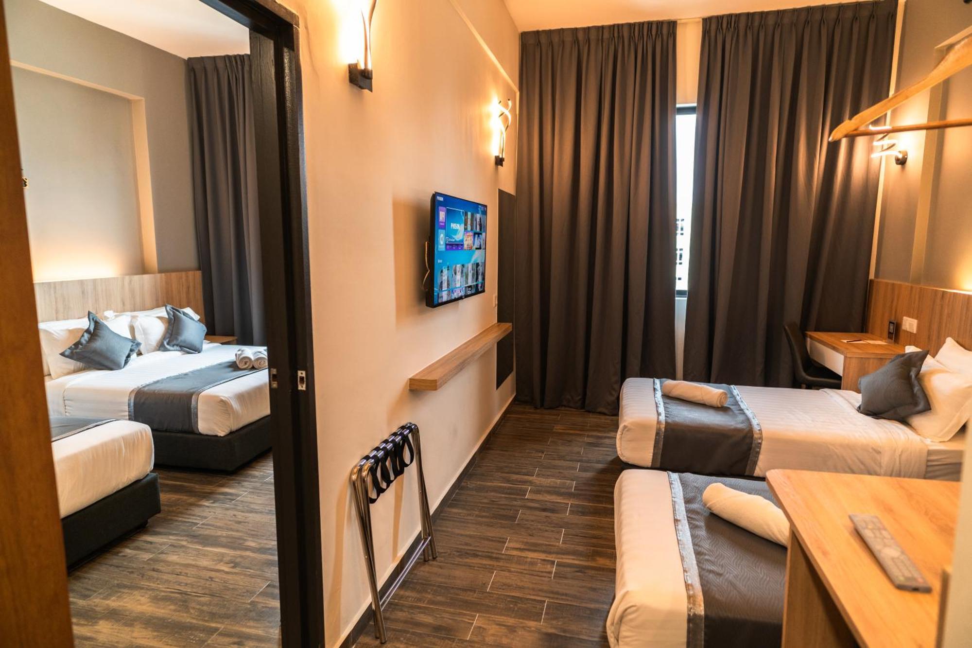 Dj Citi Plaza Hotel & Suites Kuala Terengganu Exterior foto